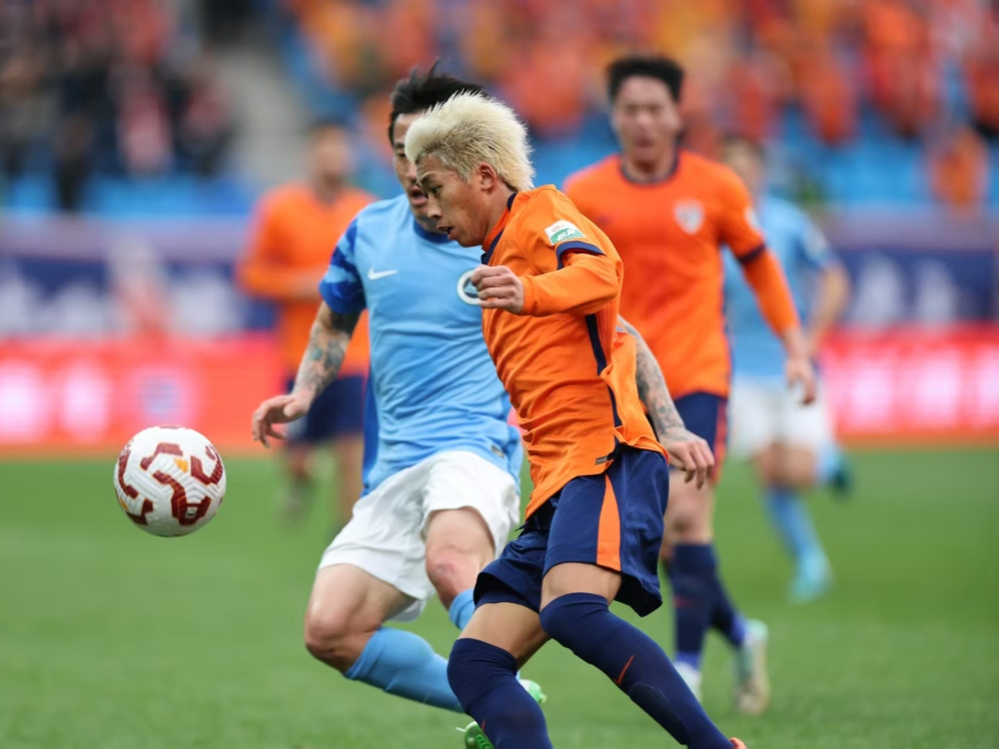 杏彩体育地址-包含深圳佳兆业战平青岛黄海，双方互不相让的词条