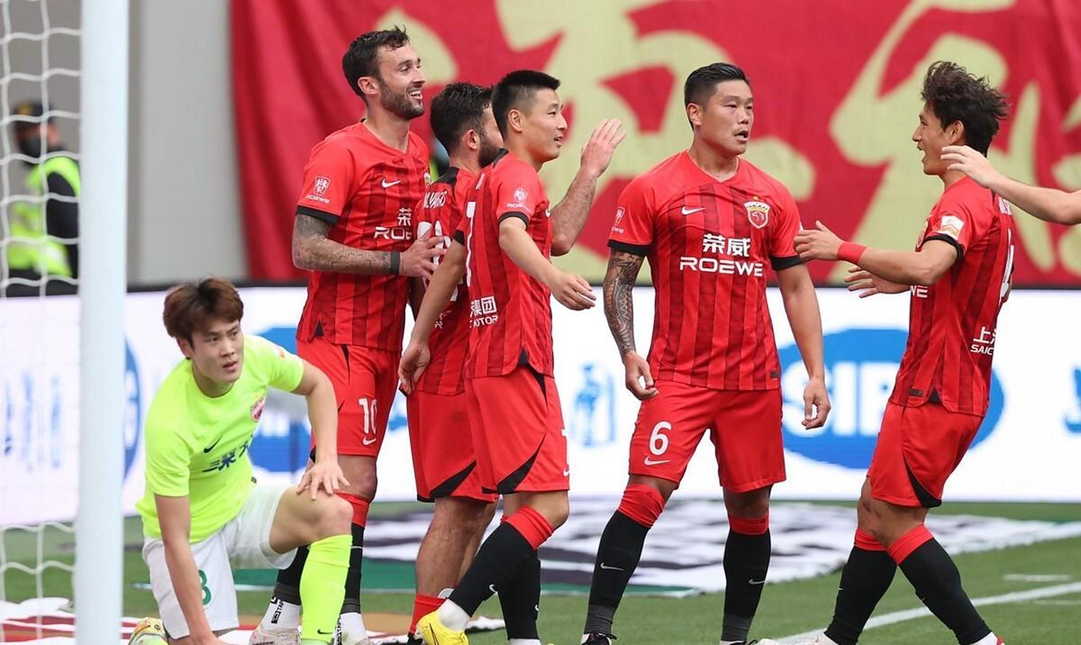 深圳队全场碾压中超，如同剧本杀再现，高光操作的简单介绍