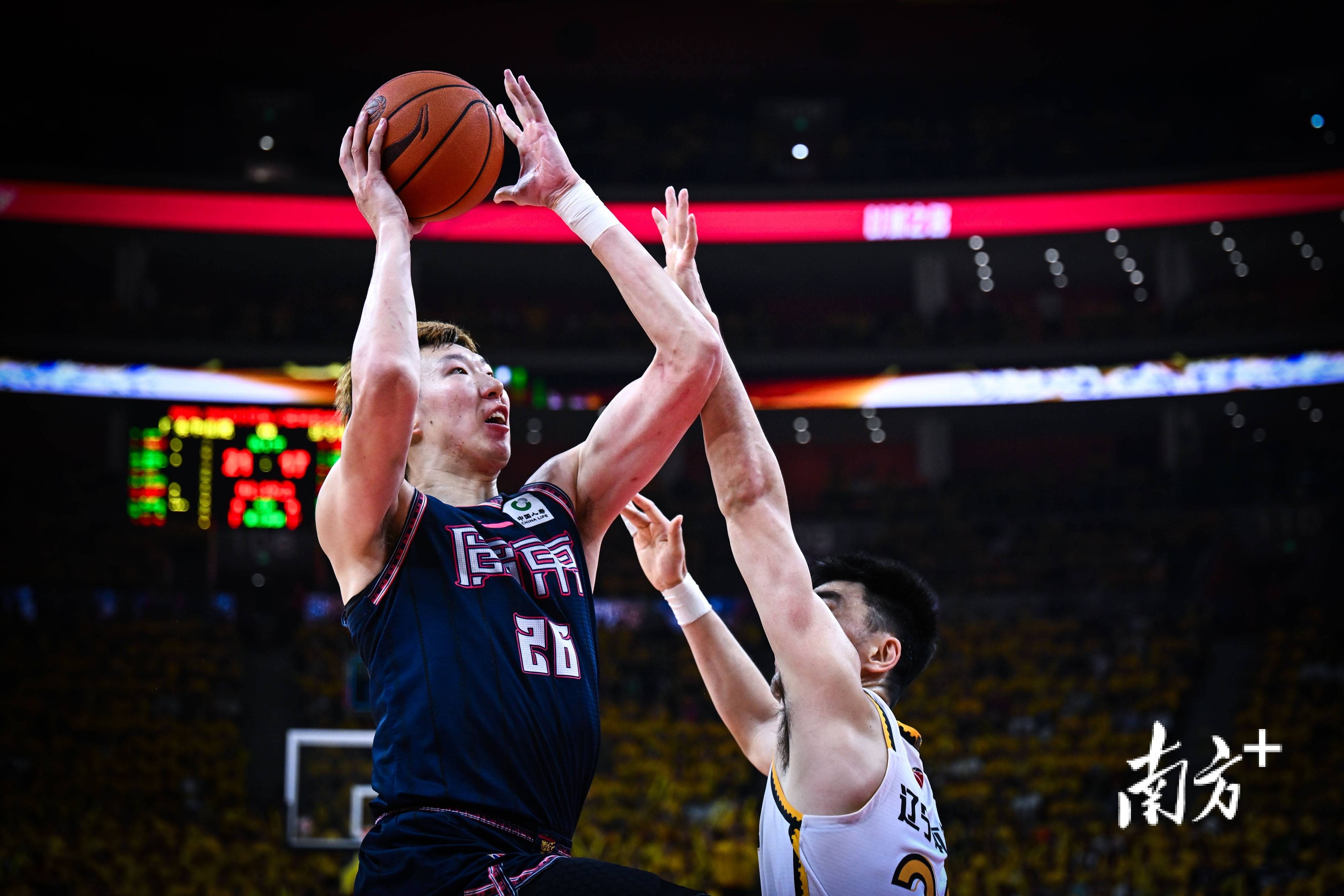 关于广东队爆发神级表现，CBA季后赛被彻底压制，爆冷的信息