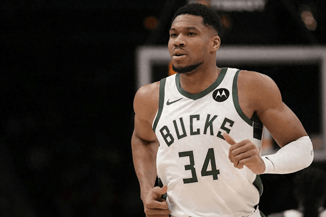 杏彩体育链接-关于开拓者惨败雄鹿，客场告负！的信息