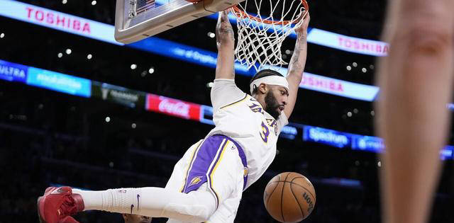 包含联盟新秀表现抢眼，热门球队仍稳坐榜首位置的词条