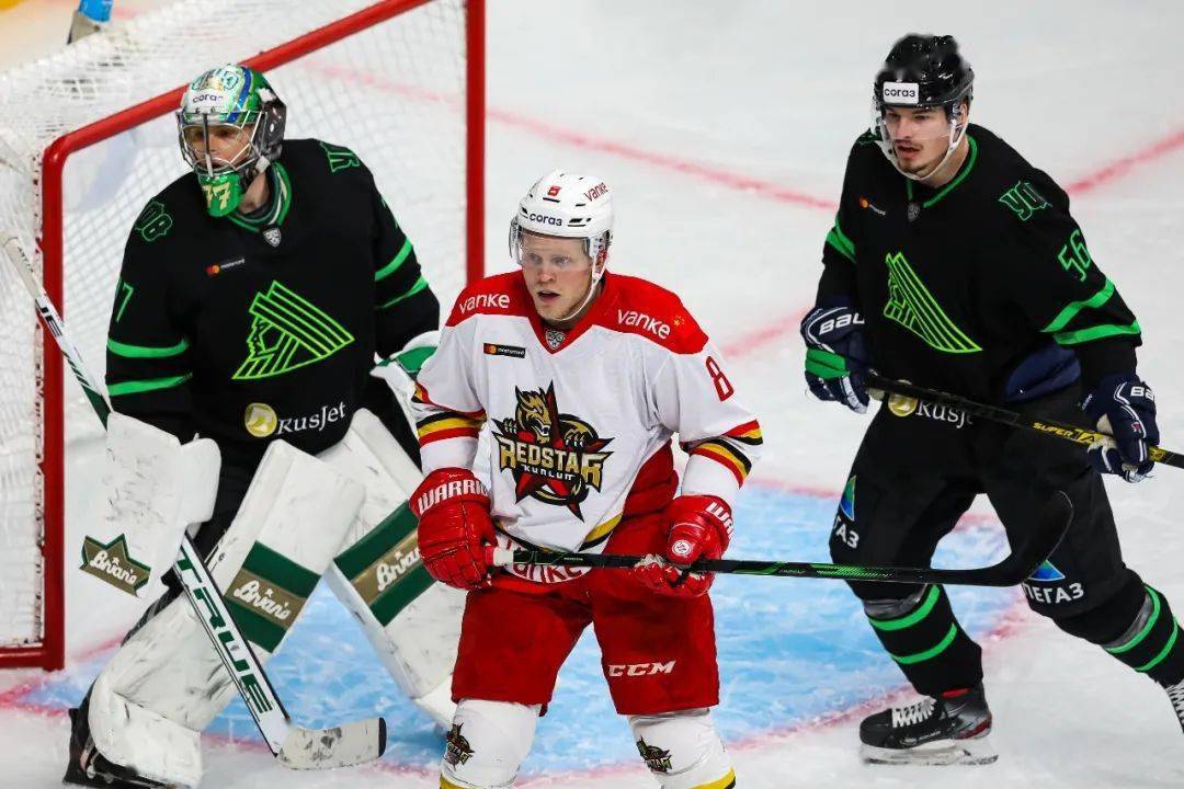 杏彩体育入口-佛罗伦萨球员状态回暖，球队迎来三连胜纪录的简单介绍