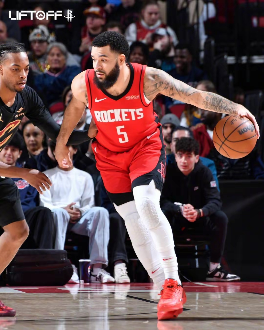 杏彩体育亚洲官网-关于爵士主场力克灰熊，热火不敌马刺的信息