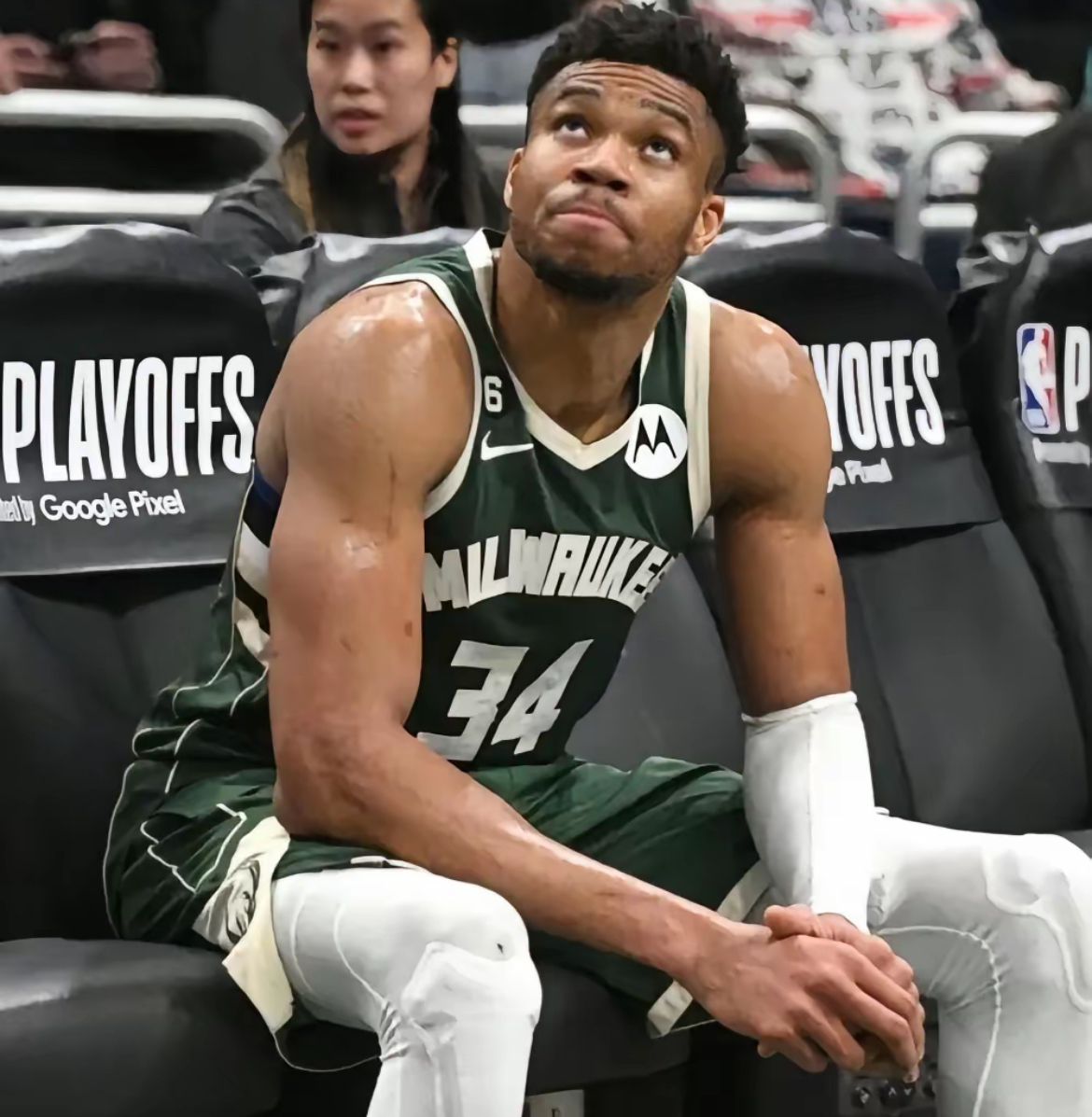 杏彩体育官方登录入口-雄鹿队年轻球员突破重围，成为球队未来希望