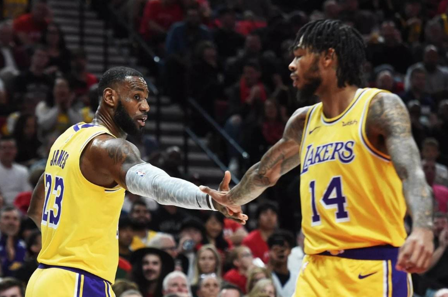 杏彩体育亚洲官网-包含欧预赛传奇之战，最后一击横空出世打破僵局的词条