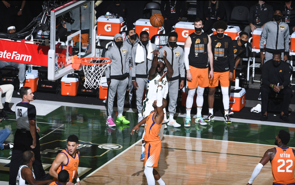 太阳队员在比赛中展现出色实力夺魁