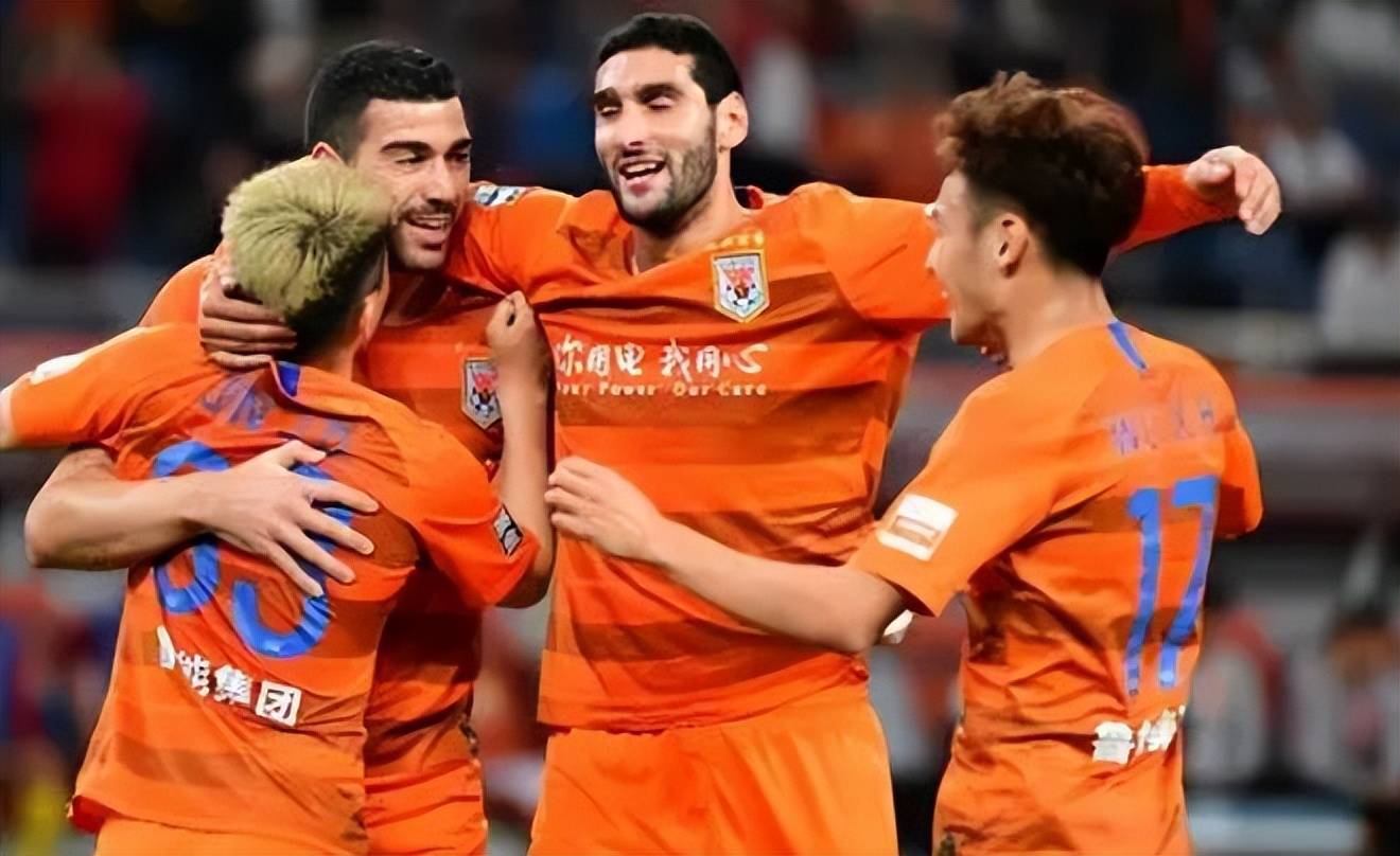 包含山东鲁能全队表现出色,豪取连胜的词条 包含山东鲁能全队表现出色,豪取连胜的词条