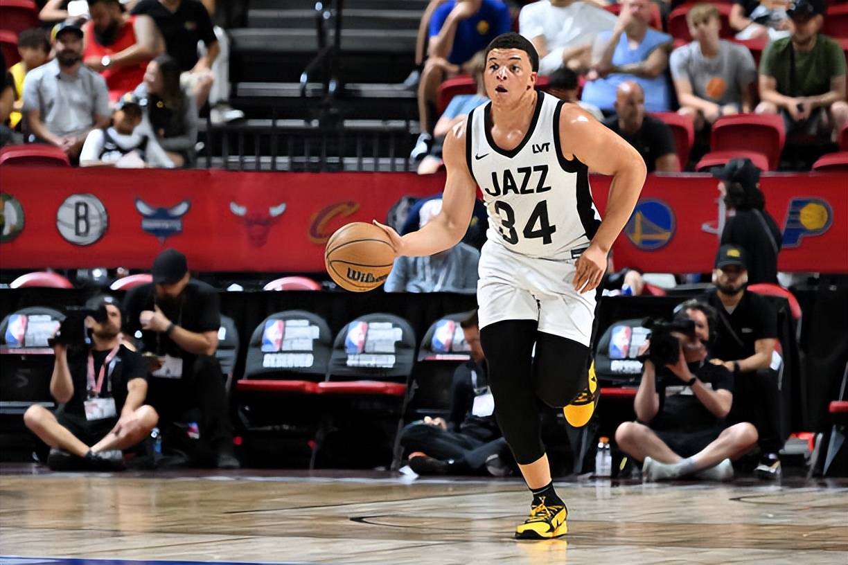 杏彩体育直播-篮网球员哈里斯：我们要把握每一场比赛的机会